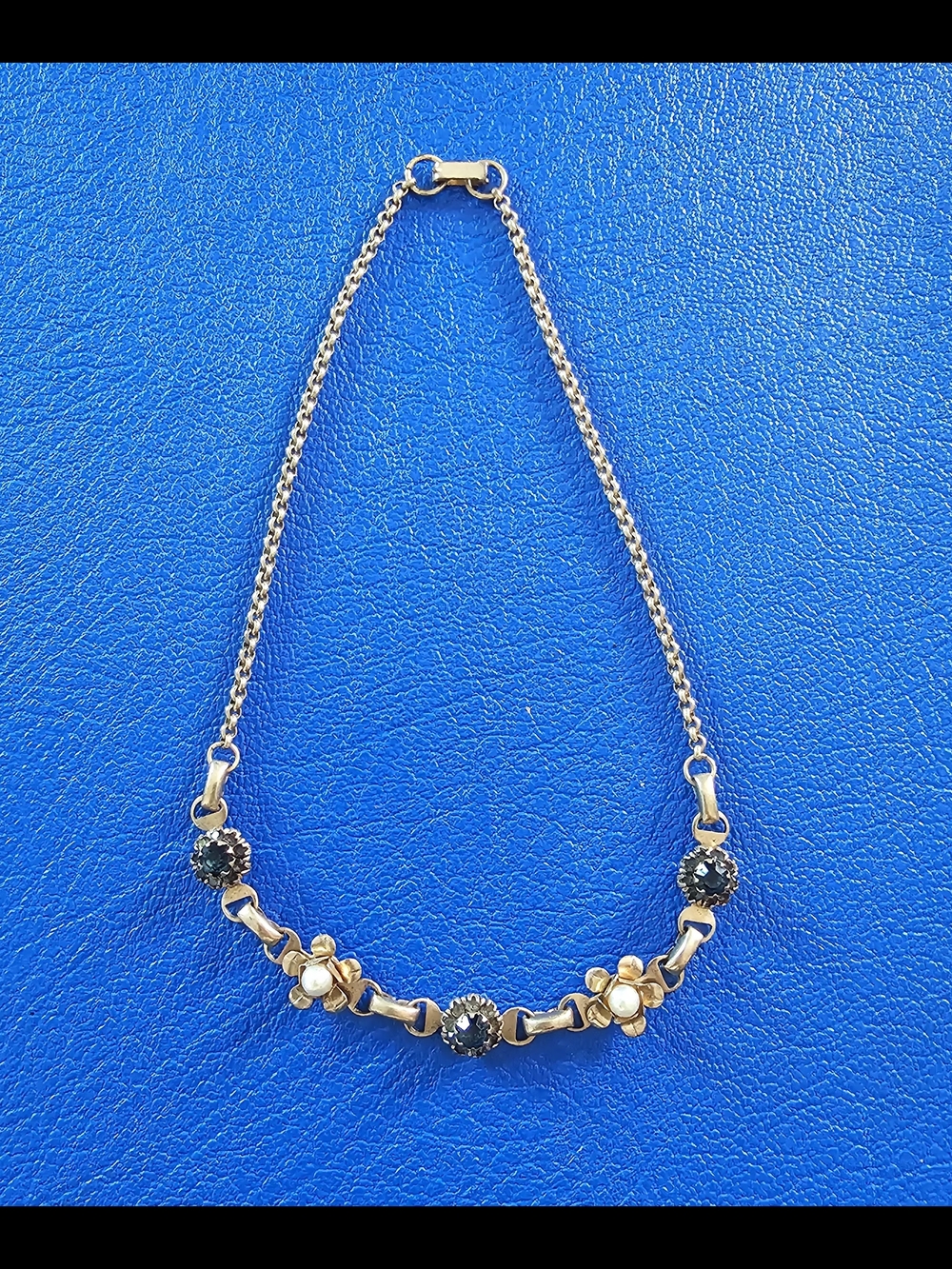 Antique Victorian Gold-Tone Flower Necklace